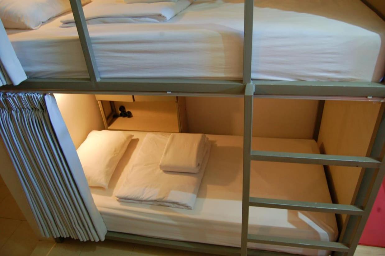 Hostel Lotide Surf Camps Lombok Kuta  Zewnętrze zdjęcie