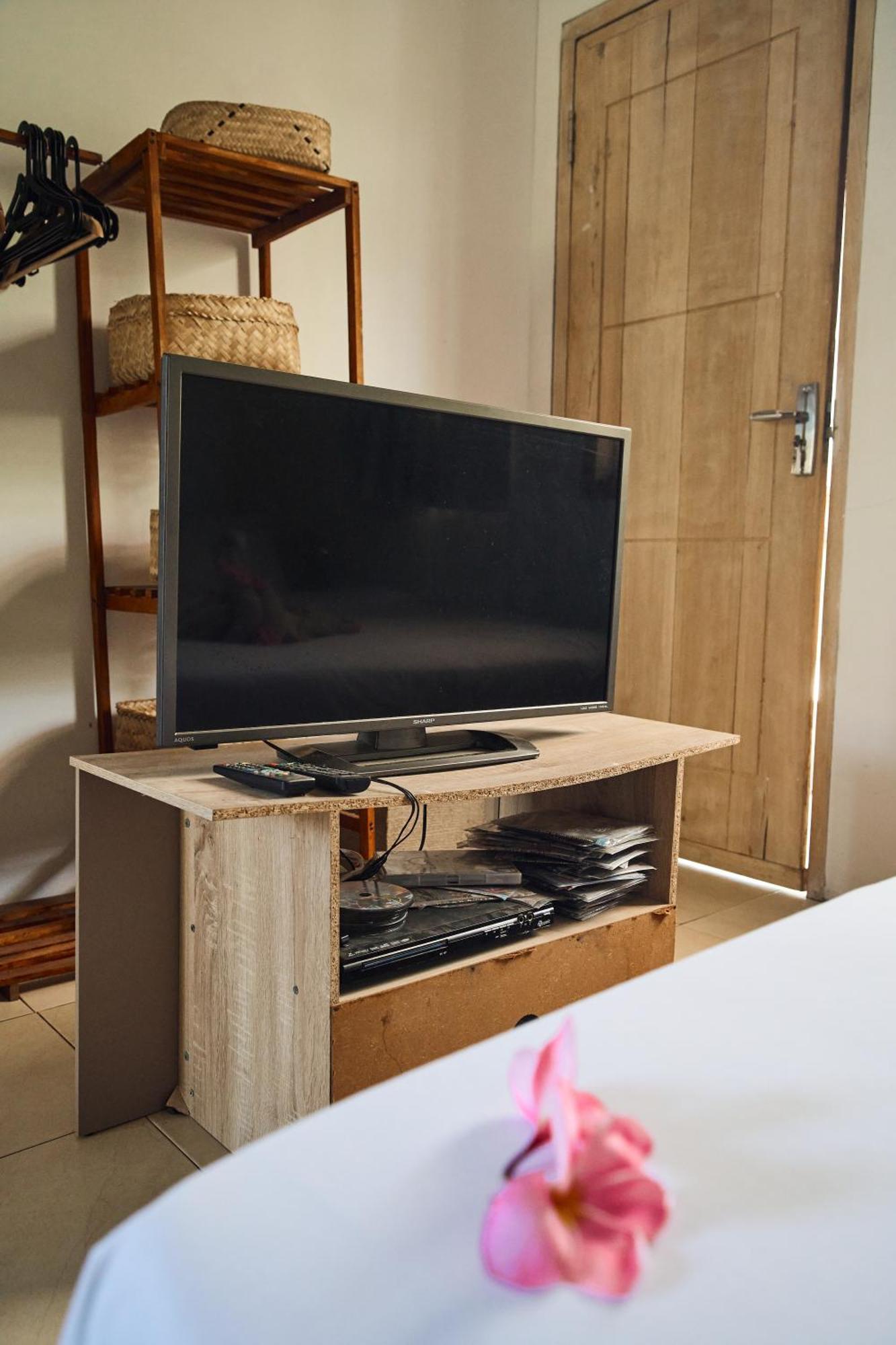 Hostel Lotide Surf Camps Lombok Kuta  Zewnętrze zdjęcie
